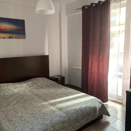Paradis Apartments - Astoria Beach 1 *